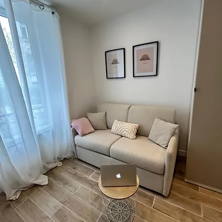 Cozy Dans Le Centre De Rueil-malmaison, Pres De Paris 아파트 루얼말메이슨